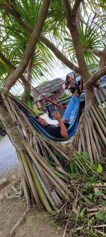 Tamteh Homestay Ayer Hitam Esterno foto